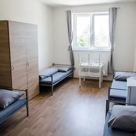 אכסניה Milex Nové Mesto nad Váhom